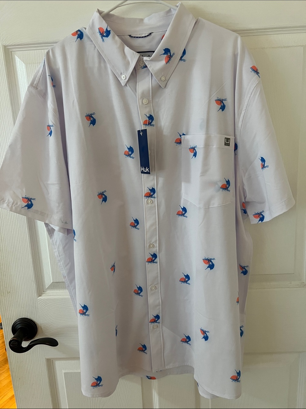 Huk Men's White Short-Sleeve Button-Down Shirt with Blue & Orange Fish Motif NWT